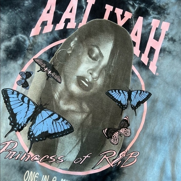 Tie Dye Aaliyah Butterfly Graphic T-Shirt - Picture 5 of 12